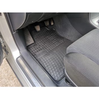   Zonă întărită pentru călcâi Covoare auto TOYOTA Avensis II 2003-2009 (800)