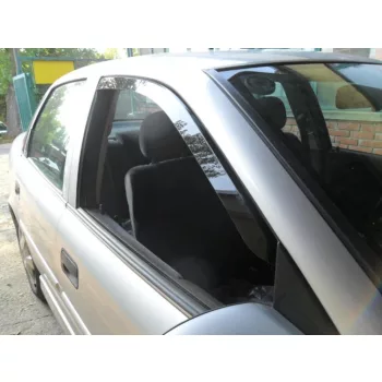   Sporty Deflector de vânt 2 mai multe bucăți Opel Vectra B 4?5 ajtós 1996-2002 (F1718)