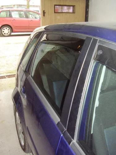 Szatuna Ford Fiesta Szatuna paravânturi set față+spate pe geam, 4 buc 5 2002-2008